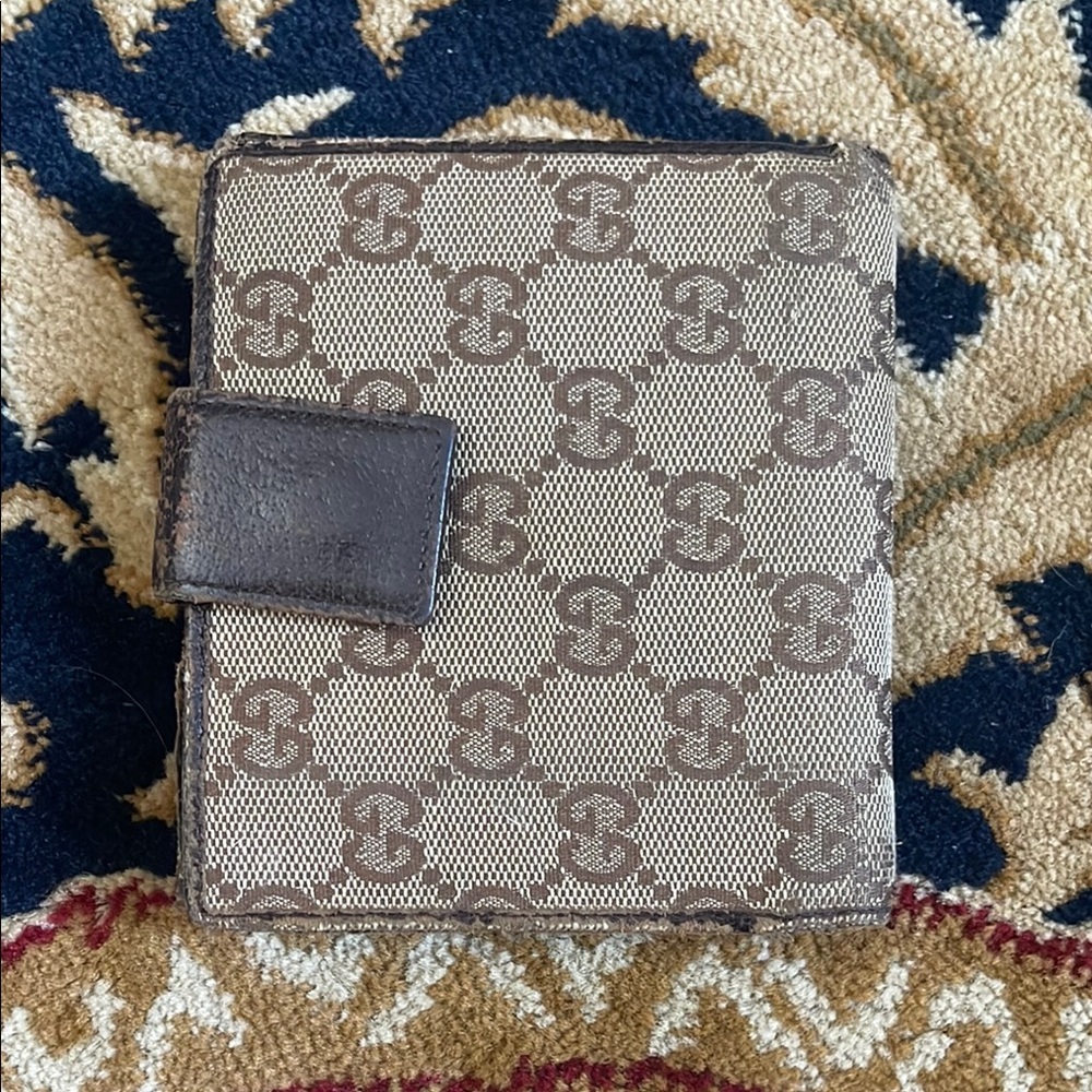 Gucci Brown Monogram GG Canvas Wallet - Picture 6 of 12